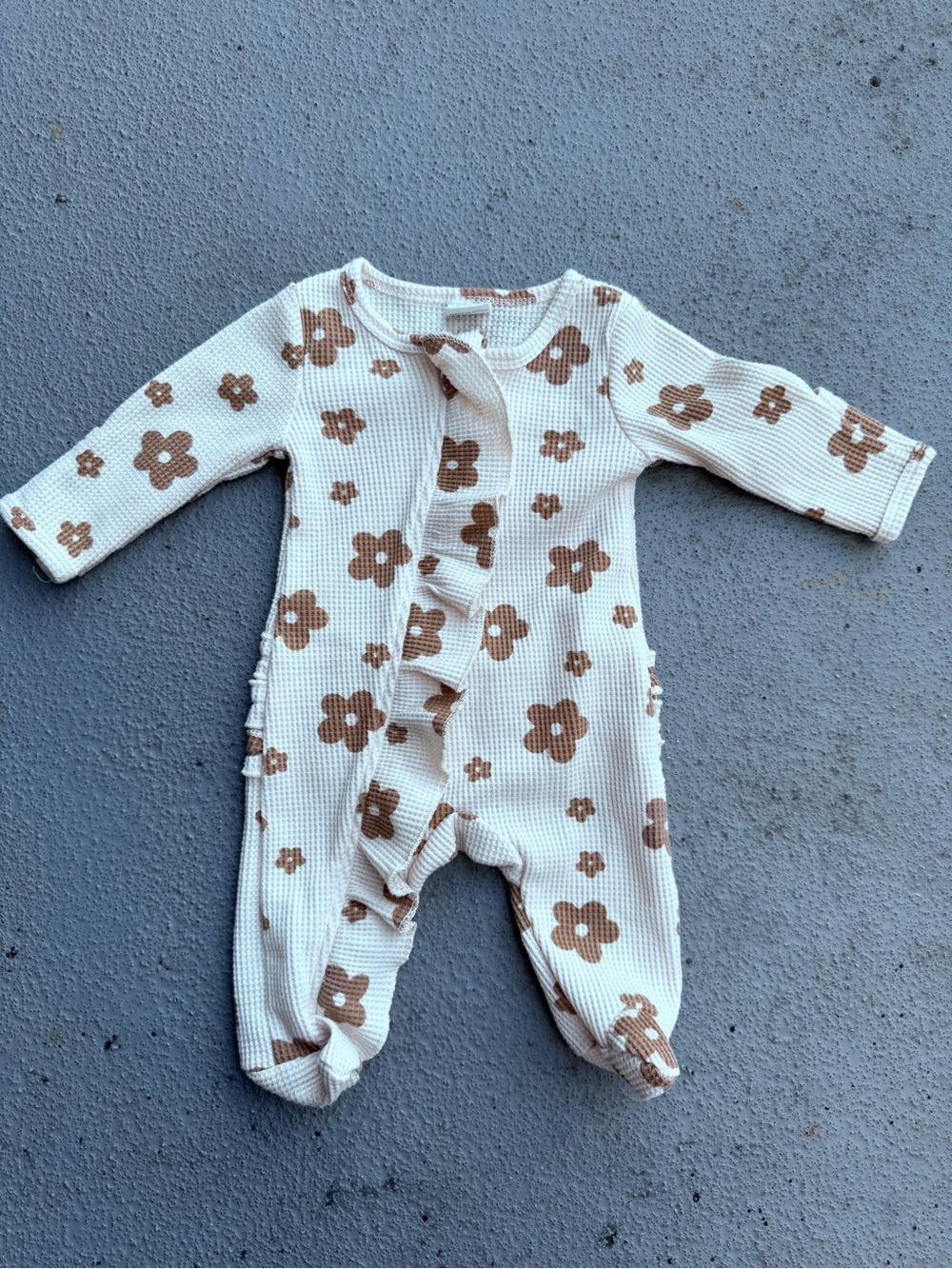Baby Girl Cream Floral Waffle Knit Footed One-Piece Size Newborn